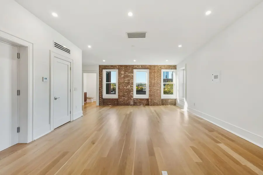 647 JERSEY AVE #PH, Jersey City, NJ 07302 - #3