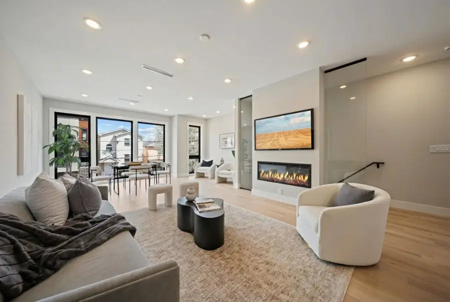 115 CHARLES ST #2, Jersey City, NJ 07307 - #3