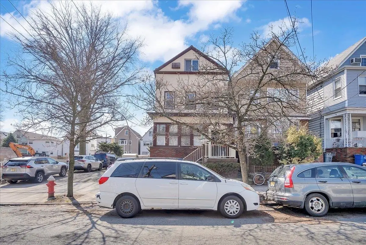 84-86 WEST 52ND ST, Bayonne, NJ 07002 - #1