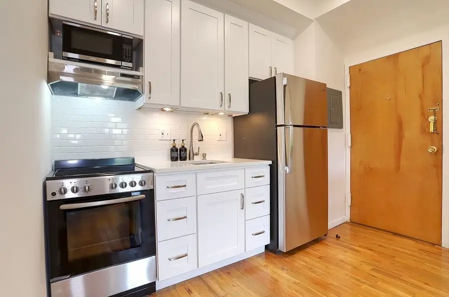 11 CUNEO PL #3B, Jersey City, NJ 07307 - #2