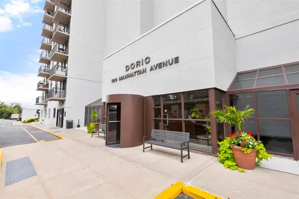 100 MANHATTAN AVE #212, Union City, NJ 07087