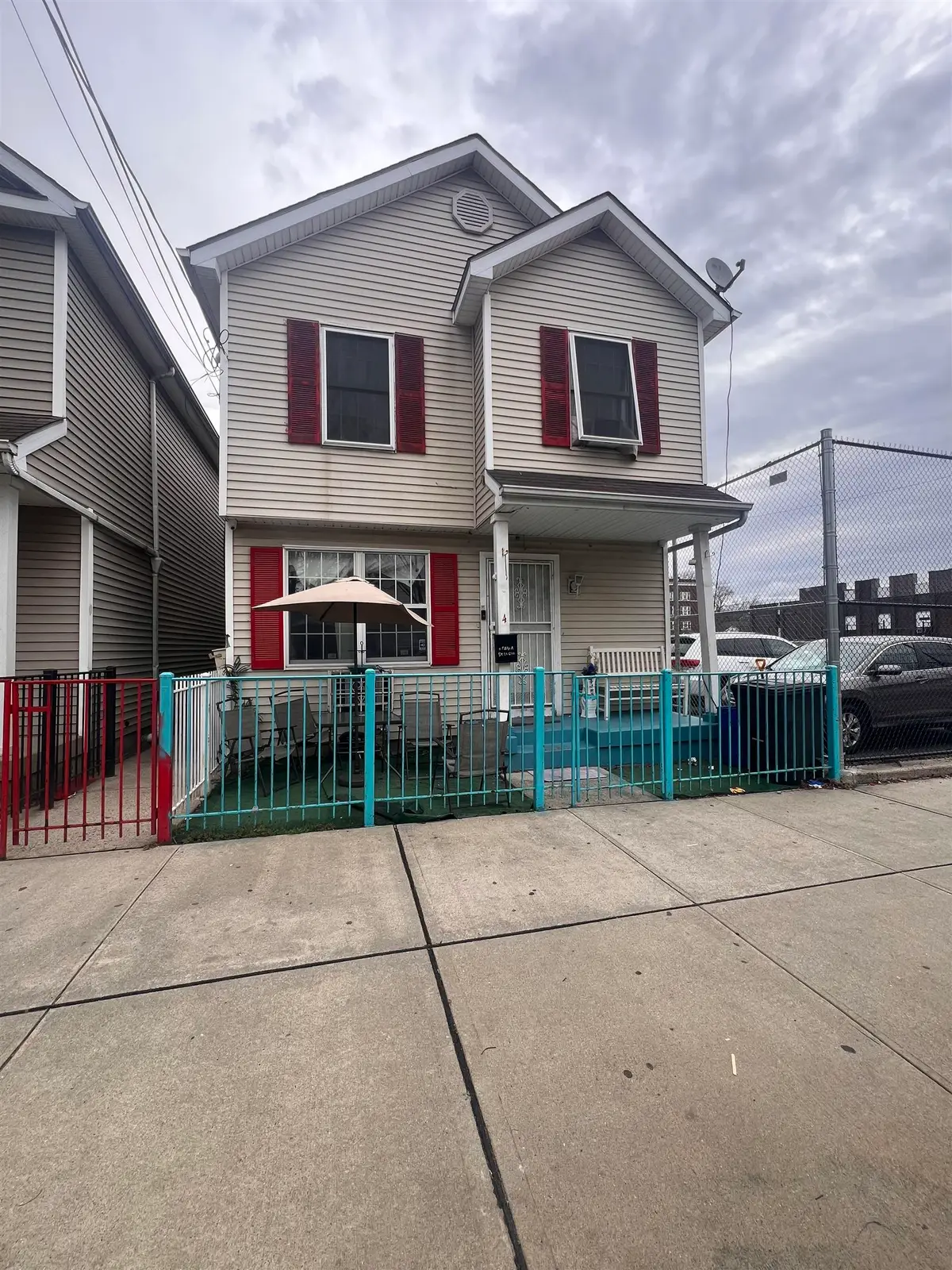 174 DWIGHT ST, Jersey City, NJ 07305 - #1