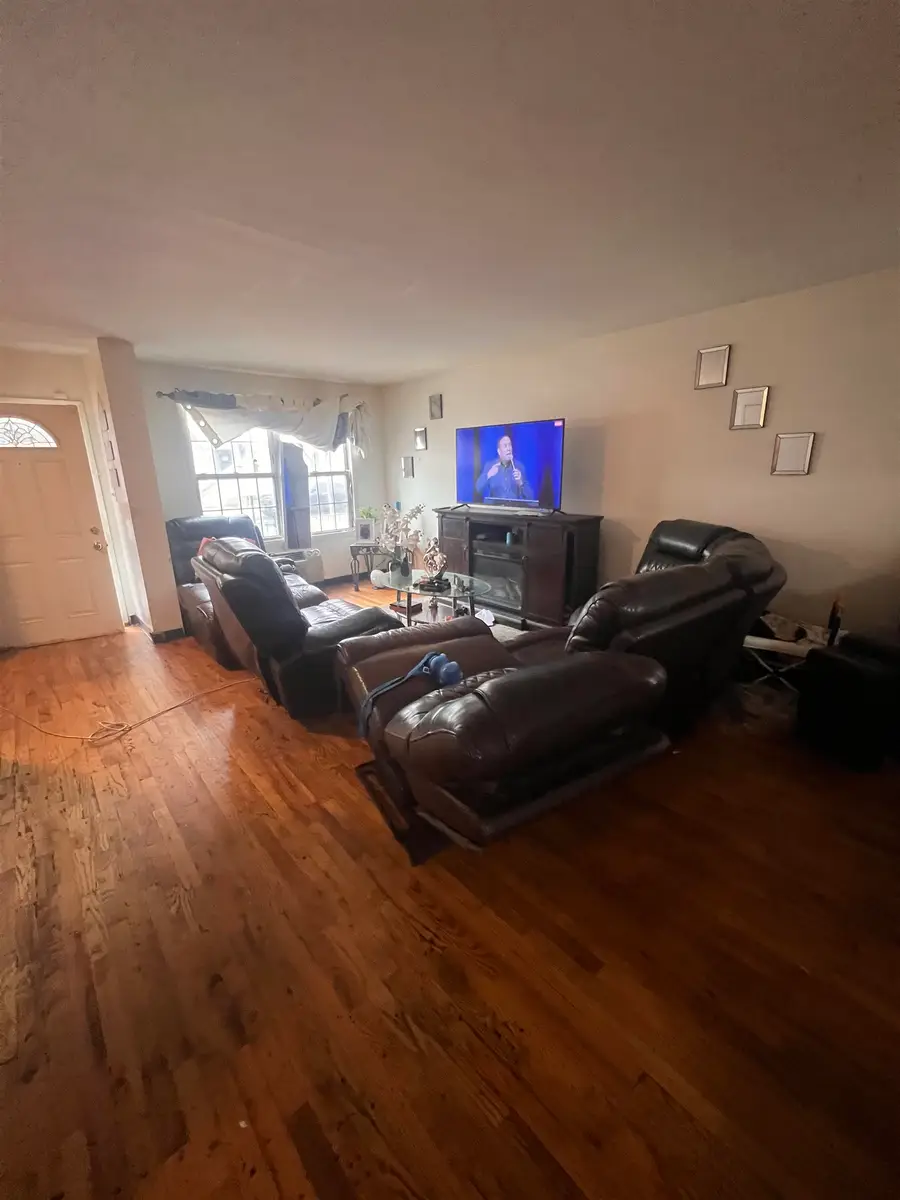 174 DWIGHT ST, Jersey City, NJ 07305 - #3