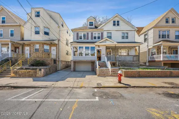 28 WILLOW ST, Bayonne, NJ 07002