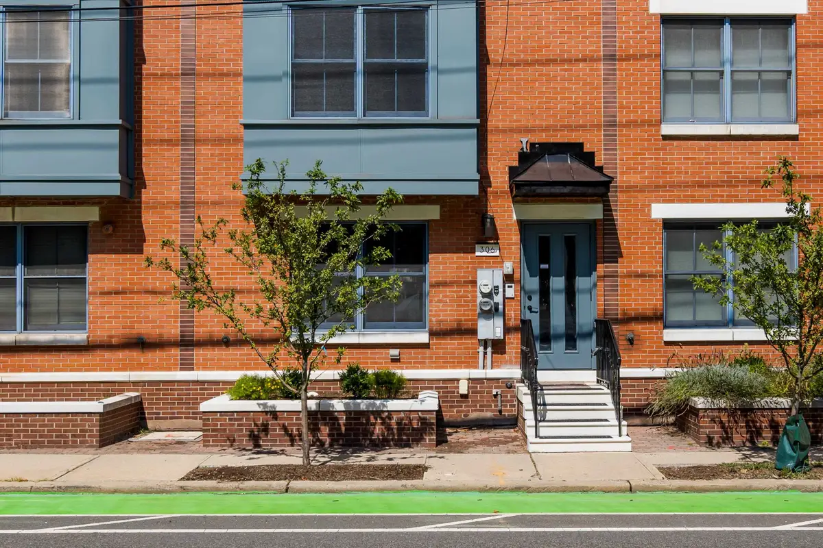 306 GRAND ST #1, Jersey City, NJ 07302 - #1