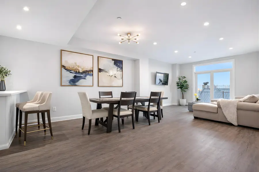 206 SHEARWATER CT WEST #74, Jersey City, NJ 07305 - #2