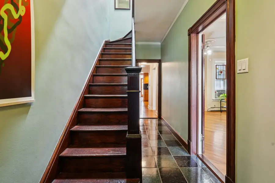 389 WOODLAWN AVE, Jersey City, NJ 07305 - #3