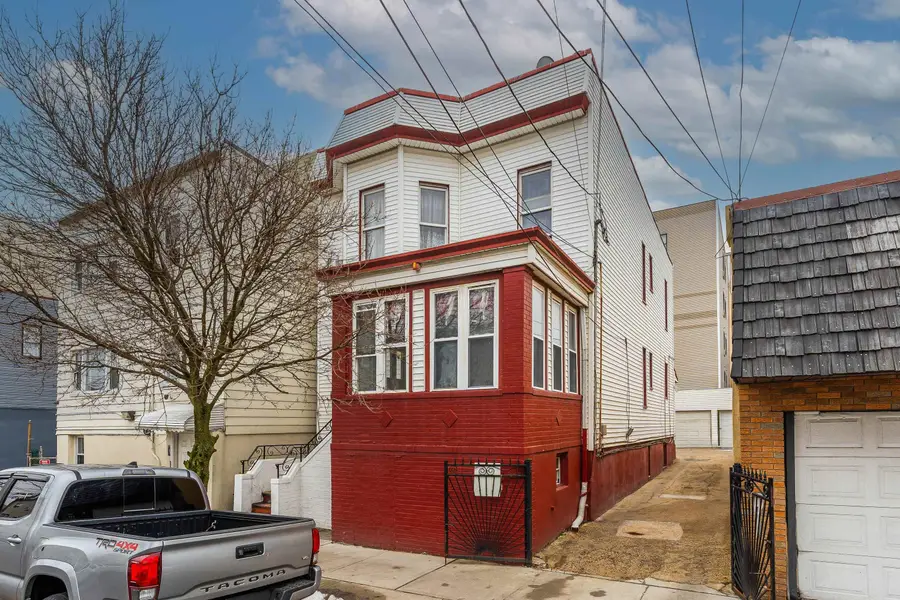 413 51ST ST, West New York, NJ 07093 - #2