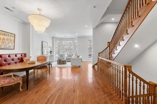 TH-36 REGENCY PL #TH-36, Weehawken, NJ 07086