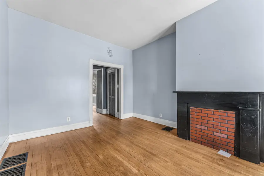 196 UNION ST, Jersey City, NJ 07304 - #2