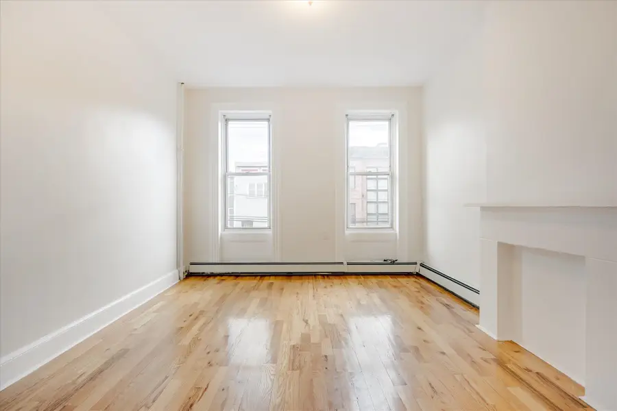 147 NEW YORK AVE #2L, Jersey City, NJ 07307 - #2