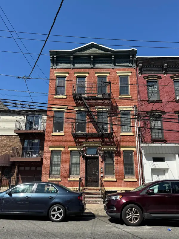 96 BOWERS ST #2L, JC, Heights, NJ 07307