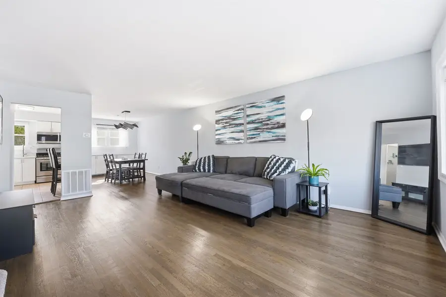 106 EAST 28TH ST, Bayonne, NJ 07002 - #2