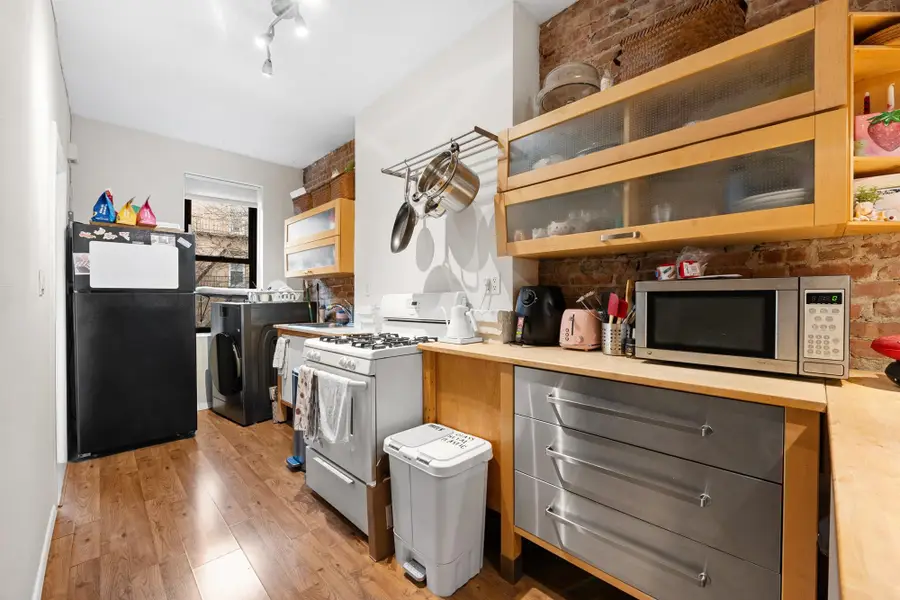 167 CHRISTOPHER COLUMBUS DR #3R, Jersey City, NJ 07302 - #3