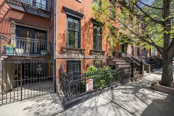 160 10TH ST, Hoboken, NJ 07030