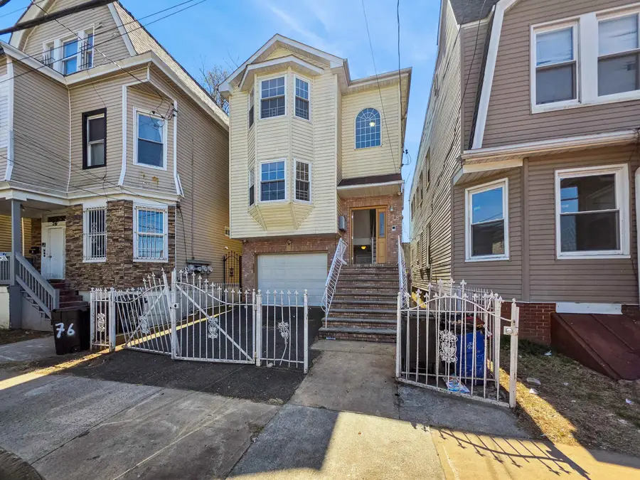 78 BEVERLEY ST, Newark, NJ 07108 - #2