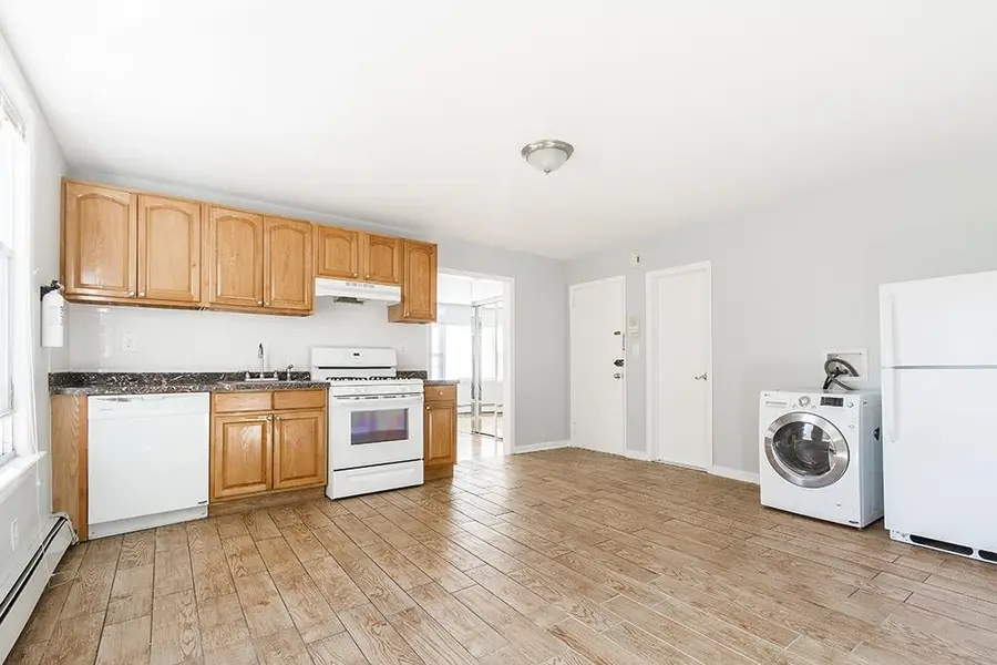 85 COTTAGE ST, Bayonne, NJ 07002 - #3