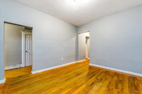 211 MYRTLE AVE, JC, Greenville, NJ 07305