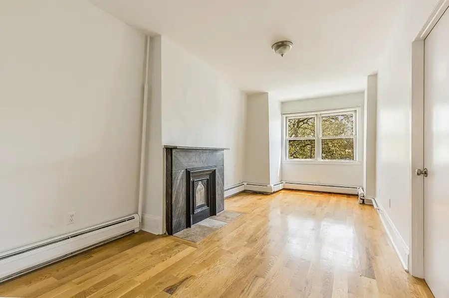 86 WAVERLY ST, Jersey City, NJ 07306 - #2