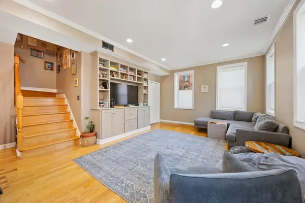 122 COLES ST #1, JC, Downtown, NJ 07302