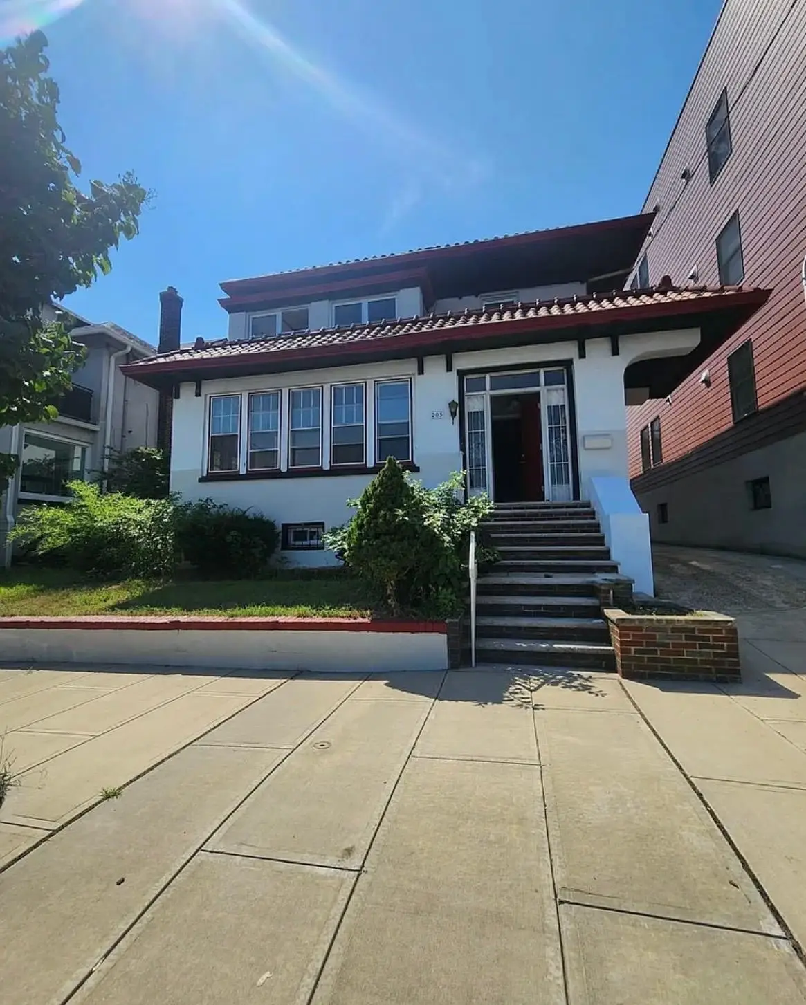 205 MANHATTAN AVE, Union City, NJ 07087 - #1