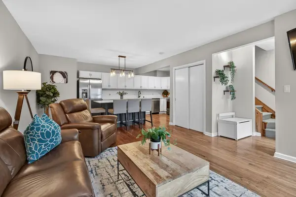 556 1ST ST #4, Hoboken, NJ 07030