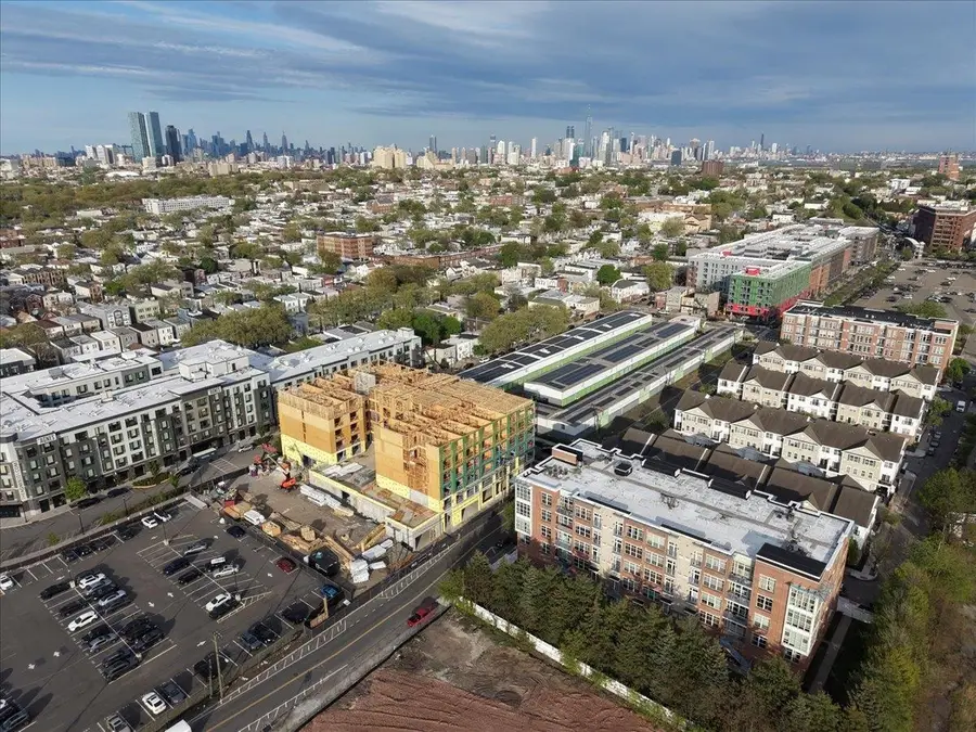 3 GREENWICH DR #85, Jersey City, NJ 07305 - #3