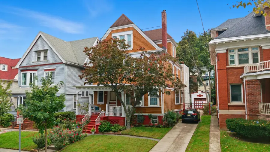 116 BENTLEY AVE, Jersey City, NJ 07304-1702 - #3