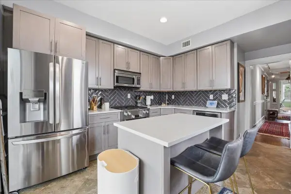 270 PALISADE AVE #2, JC, Heights, NJ 07307