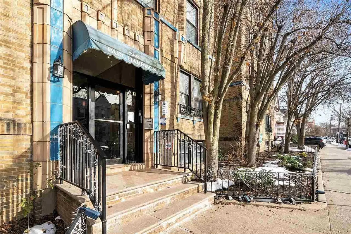 260 HARRISON AVE #505, Jersey City, NJ 07306 - #1
