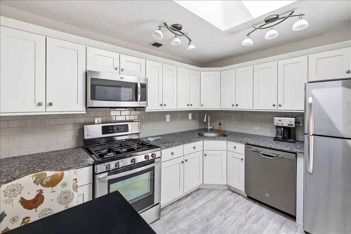 1150 RIVER RD #PHB, Edgewater, NJ 07020 - #1