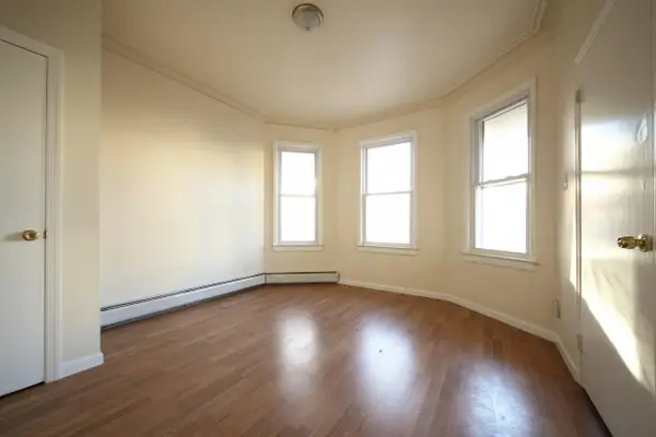 23 DWIGHT ST, JC, Greenville, NJ 07305