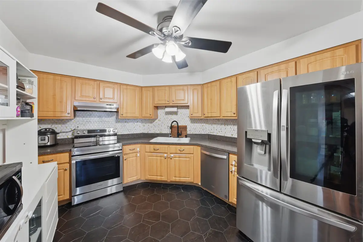 1508 HARMON COVE TOWER #1508, Secaucus, NJ 07094 - #1