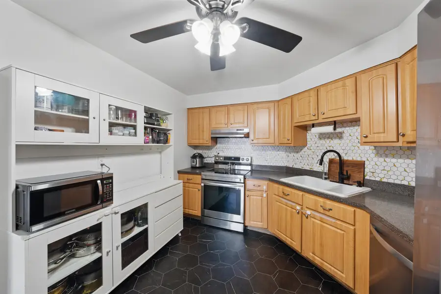1508 HARMON COVE TOWER #1508, Secaucus, NJ 07094 - #2