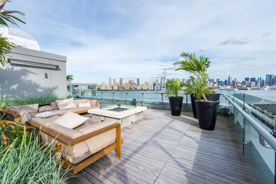9 AVENUE AT PORT IMPERIAL #810, West New York, NJ 07093 - #2