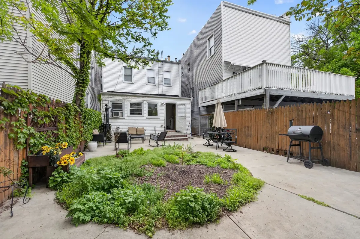 129 AVENUE E, Bayonne, NJ 07002 - #1