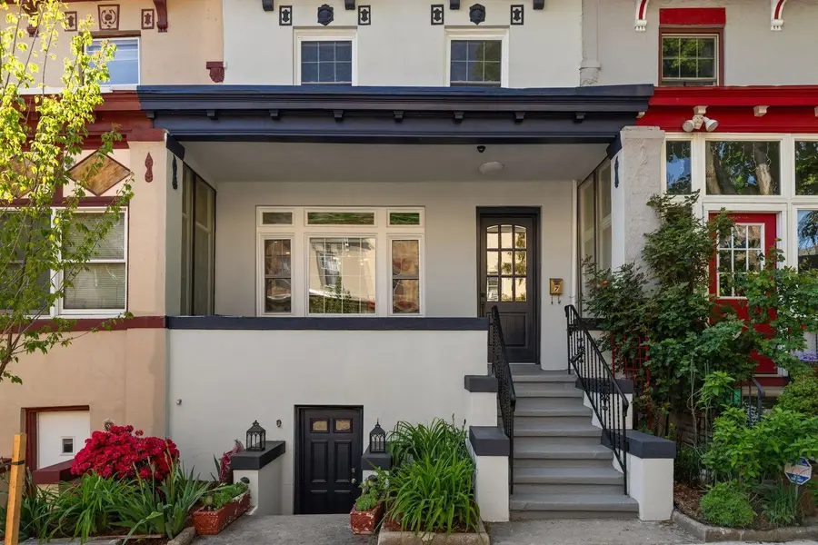 7 BURR PL, Weehawken, NJ 07086 - #2