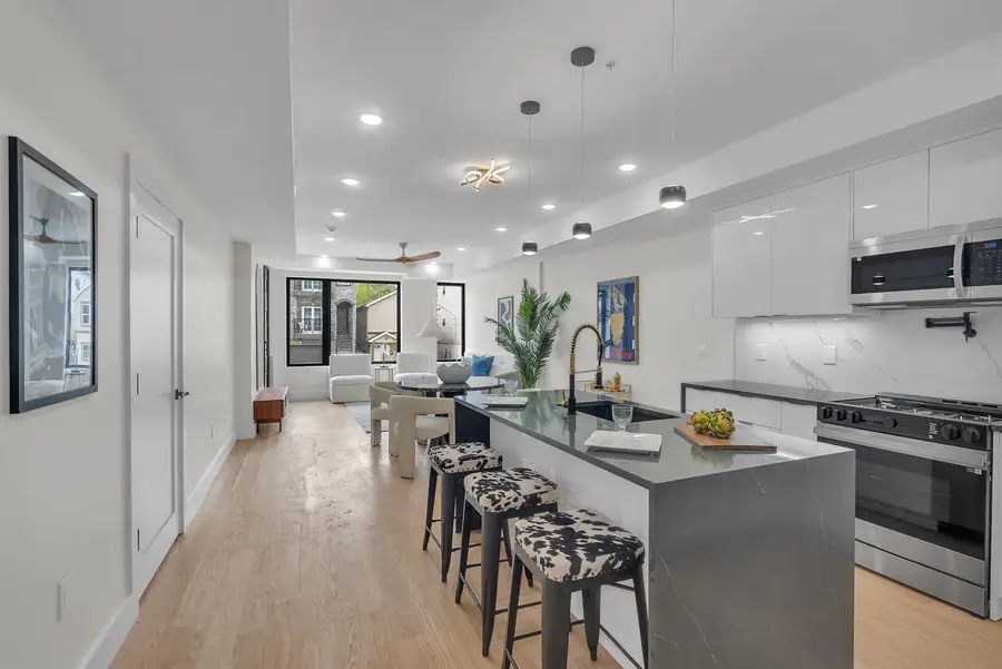 82 PAMRAPO AVE #1, Jersey City, NJ 07305 - #2