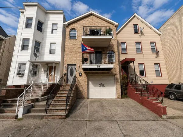 88 BROWN PL, JC, Greenville, NJ 07305