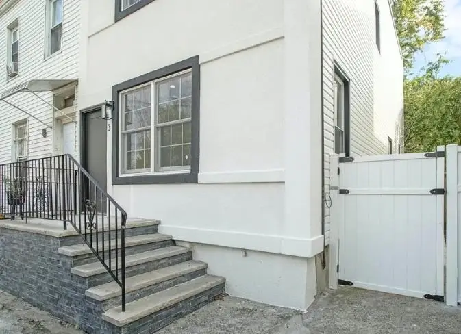 3 MINERVA ST, Jersey City, NJ 07304-2716 - #3