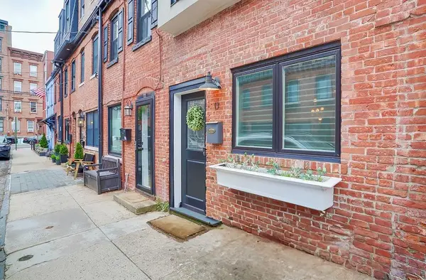 13 WILLOW TERRACE, Hoboken, NJ 07030-6175