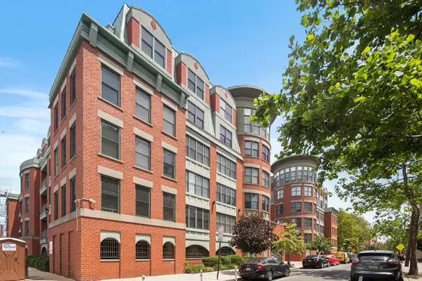 402 9TH ST #W3J, Hoboken, NJ 07030