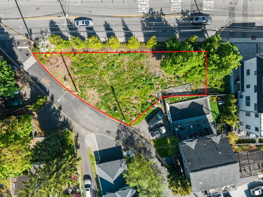 5 VISTA LANE, Edgewater, NJ 07020 - #3