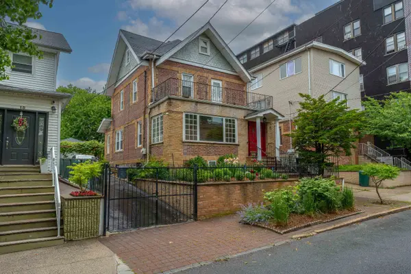 17 77TH ST, North Bergen, NJ 07047