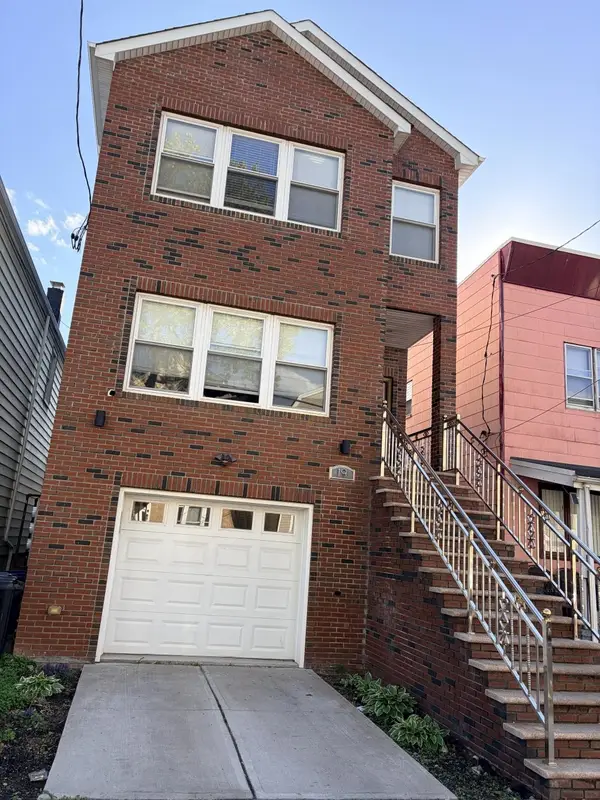 19 TERHUNE AVE, JC, West Bergen, NJ 07305