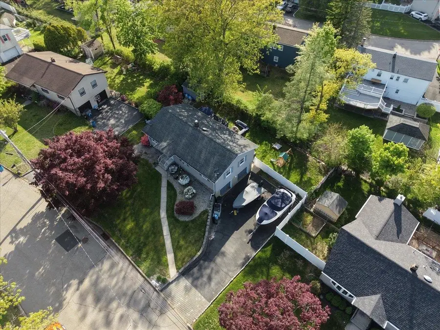 31 CENTER ST, Butler, NJ 07405 - #2