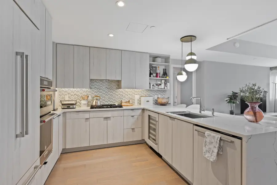 800 AVENUE AT PORT IMPERIAL #920, Weehawken, NJ 07086 - #2