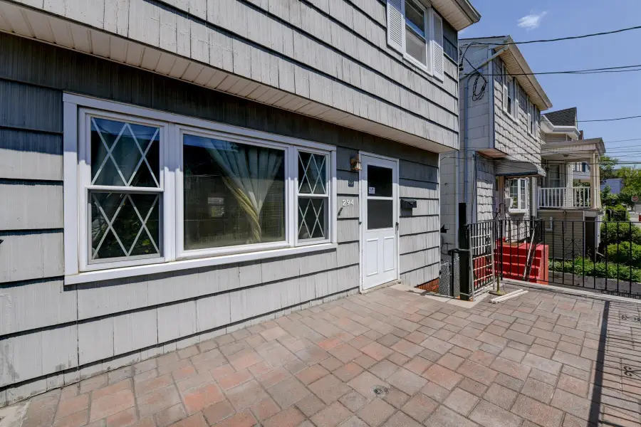 294 LEMBECK AVE, Jersey City, NJ 07305 - #3