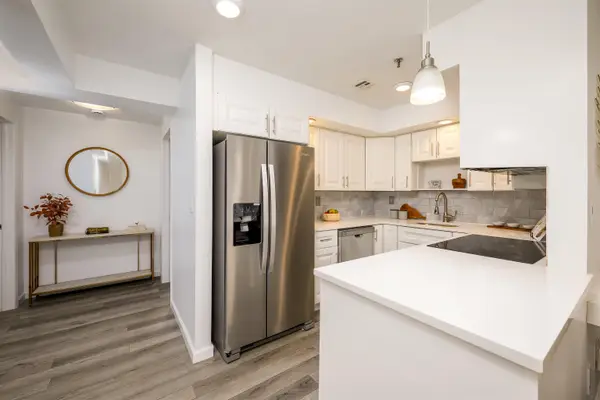 180 WASHINGTON ST #6, JC, Downtown, NJ 07302