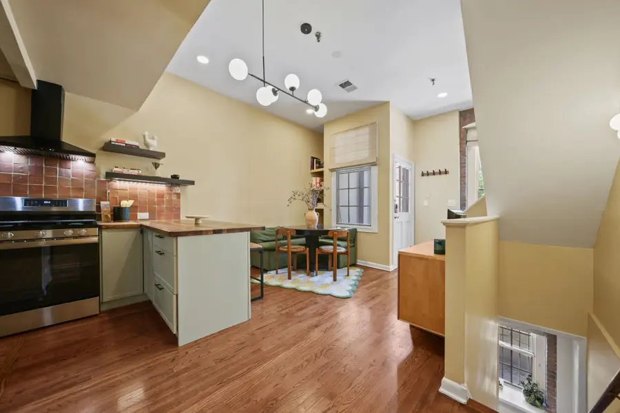158 WAYNE ST #109A, Jersey City, NJ 07302 - #2